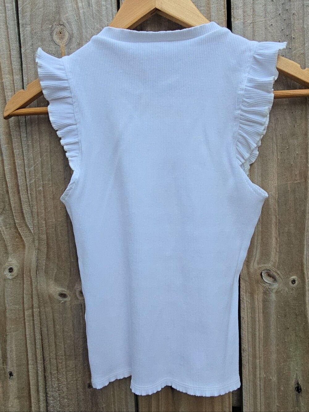 Francesca's White Ribbed Ruffle Muscle Tank Top - Size Small - Picture 6 of 8